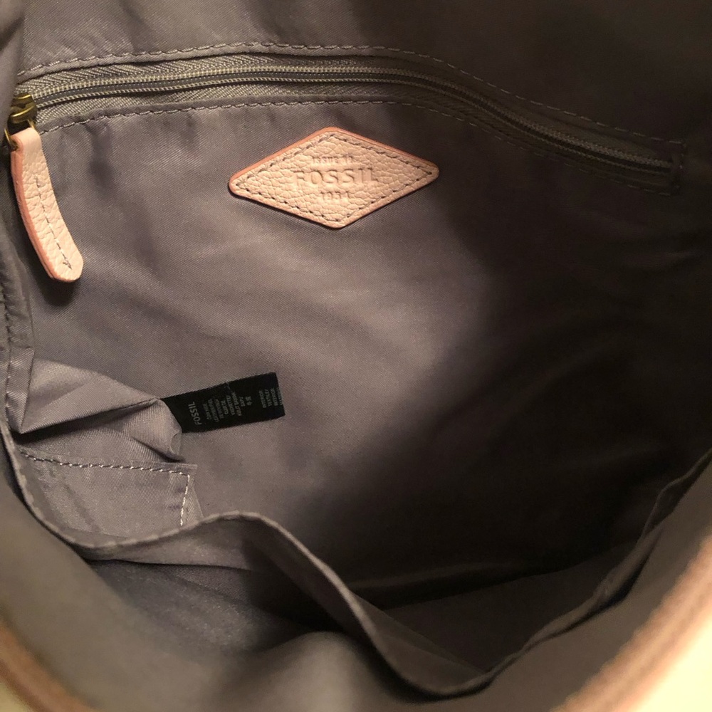 Vintage Fossil Leather Crossbody Bag - Picture 3 of 7